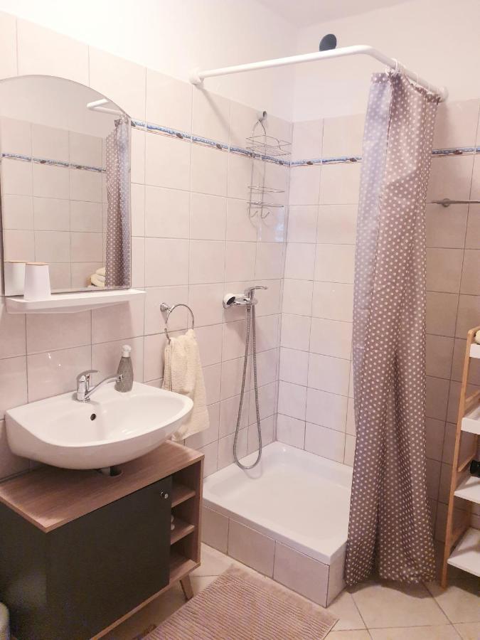 Sali Modern Seaview Apartment Rum bild